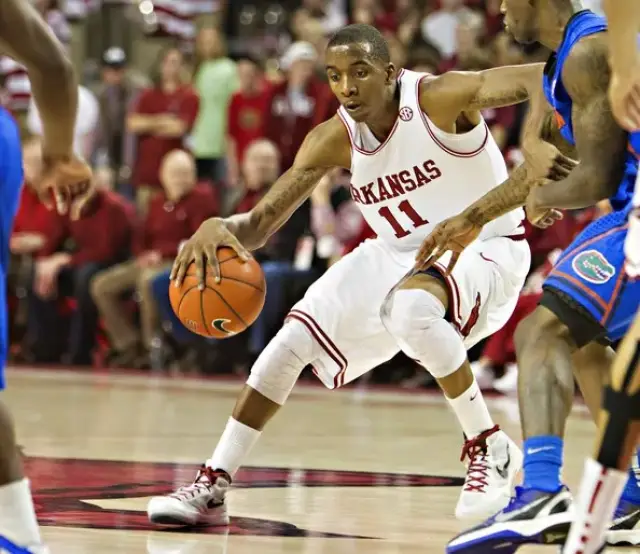 成一束探照 成一束探照